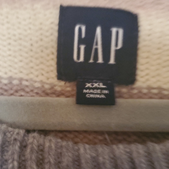GAP Striped Women's Sweater - Picture 2 of 2